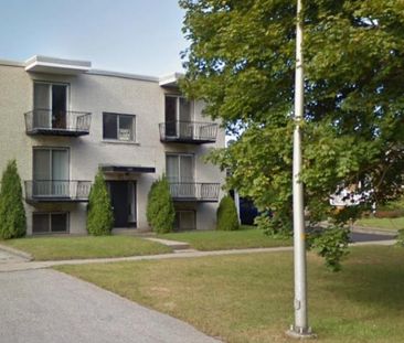 logement(4 1/2) à louer - Photo 1
