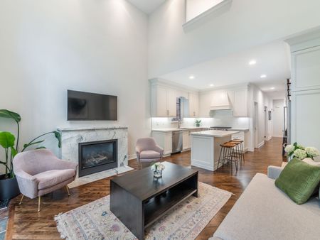 For Lease - 74 Macpherson Avenue, Toronto, Ontario - Photo 5