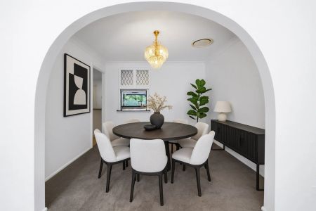 Highly Desirable Family Home In Prime Suburb - Photo 5