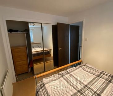 1 Bed Semi-Detached House, Craigmount Brae, EH12 - Photo 6