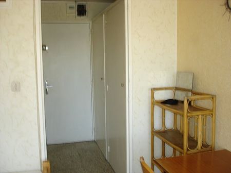 T1 - Photo 2