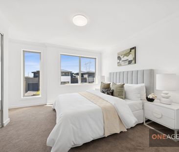 For Rent - 3 Beds Townhouse in Riverstone - Photo 2