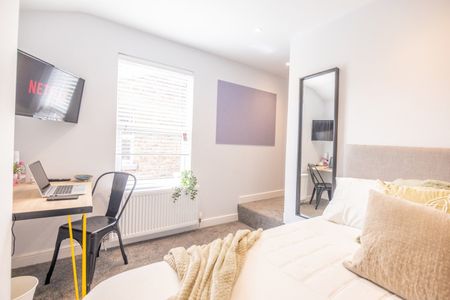 7 Bed Terraced House, Gresford Avenue, L17 - Photo 4