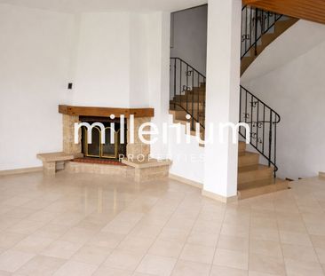 Charming family home in the heart of Mies - Photo 1