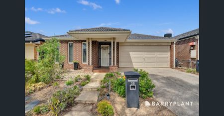 Beautifully Presented Park-Facing Family Home Close to Everything - Photo 5