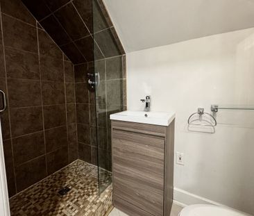 For Lease - 185 Rumble Avenue Unit# 2nd Fl, Richmond Hill, Ontario - Photo 5