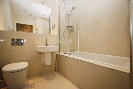 2 bedroom flat to rent - Photo 5