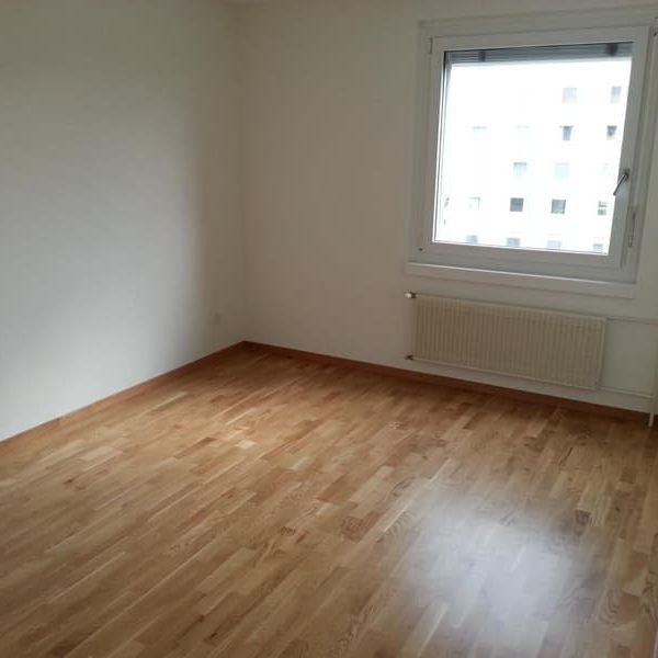 "1 Zimmerwohnung mit Aussicht!" - Photo 1