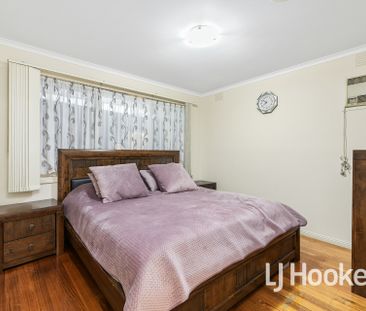 Versatile Family Living with Self-Contained Unit - Photo 6