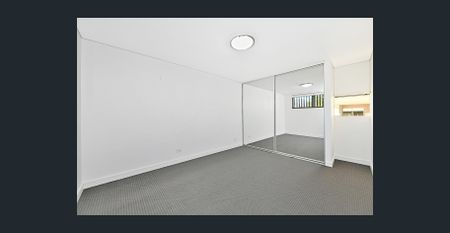 Huge indoor/outdoor open plan living - Photo 4