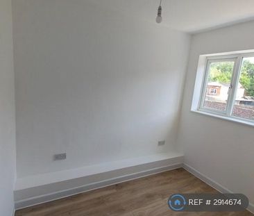 4 bedroom terraced house to rent - Photo 1