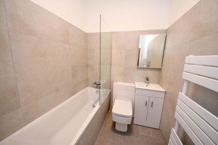 3 bed House - Semi-Detached for Rent - Photo 3