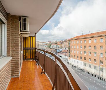 Avenida de los Toreros, Madrid, Community of Madrid 28028 - Photo 6
