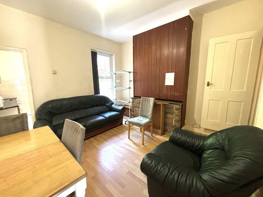 4 bedroom house to rent - Photo 1