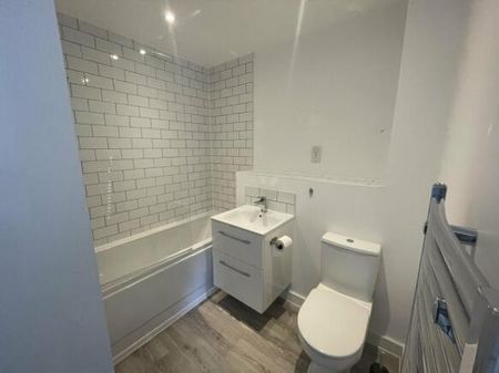 2 bedroom flat to rent - Photo 5