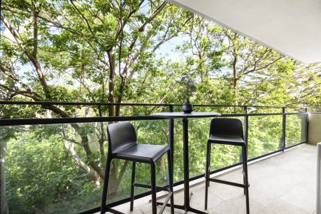 A Private Sanctuary Immersed In Nature - Photo 3