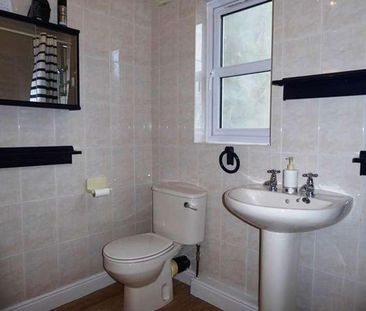 Beckside Court, Ulverston, LA12 - Photo 3