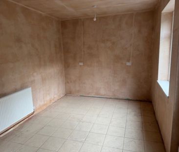 Gibbing Greaves Road, Brecks, S65 3HS - Photo 1