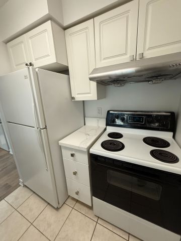 For Lease - 3 Pemberton Avenue Unit# 306, Toronto, Ontario - Photo 2