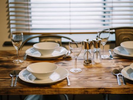 Beautiful 5 bedroom home located in the heart of Lancaster Bedroom 5 - Photo 5