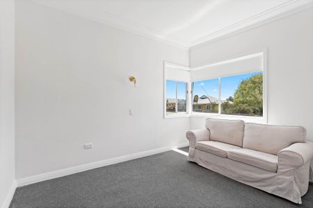 Dual Living Under One Roof - Photo 4