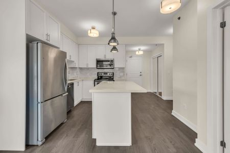 For Lease - 2486 Old Bronte Road Unit# 520, Oakville, Ontario - Photo 2