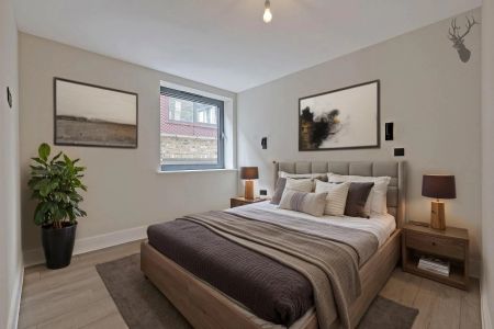 2 Bedroom Apartment - Photo 3