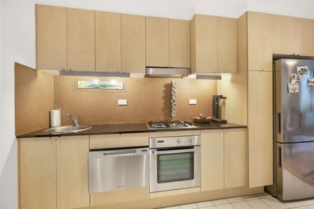 North East Aspect Apartment With Park Views - Photo 4