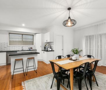 2/12 Randwick Drive, Keilor Park VIC 3042 - Photo 3