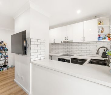 Renovated 1 bedder - Photo 5