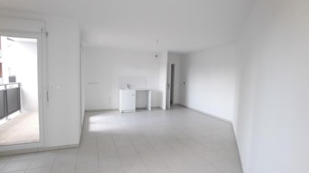 location Appartement T3 DE 64.6m² À VILLEURBANNE - Photo 4