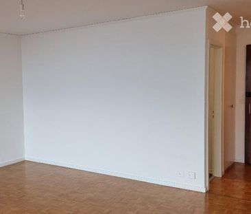 A louer grand 2.5 pièces. Garage en sus CHF 150.- - Photo 2