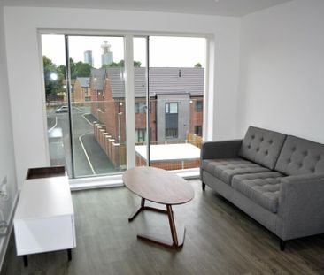 2 bedroom flat to rent - Photo 2