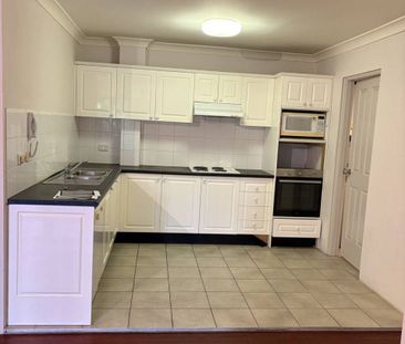 Safe Modern Comfort & Unmatched Convenience in the Heart of Parramatta - Photo 6