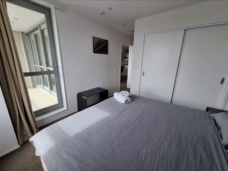 Location, Roomie, Views It has it all. - Photo 4