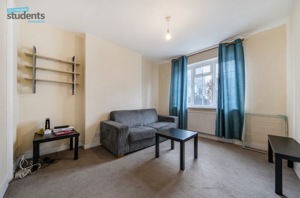 3 bedroom terraced maisonette to rent - Photo 1