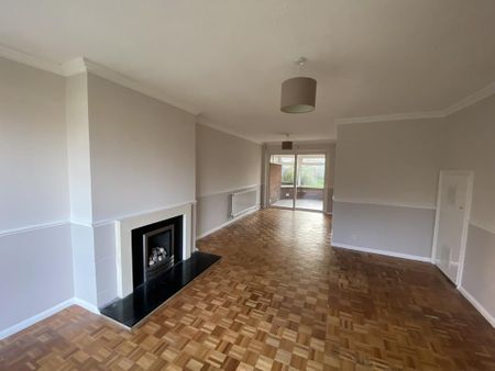 3 bedroom end of terrace house to rent - Photo 3