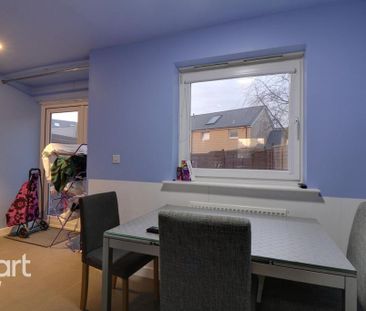 1 bedroom in a house share to rent - Photo 1