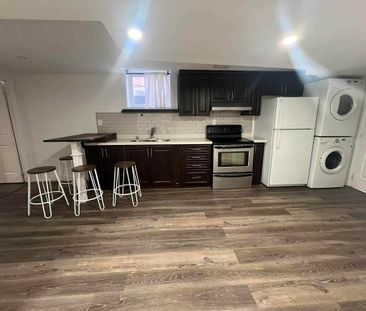 For Lease - 118 Solway Avenue, Vaughan, Ontario - Photo 2