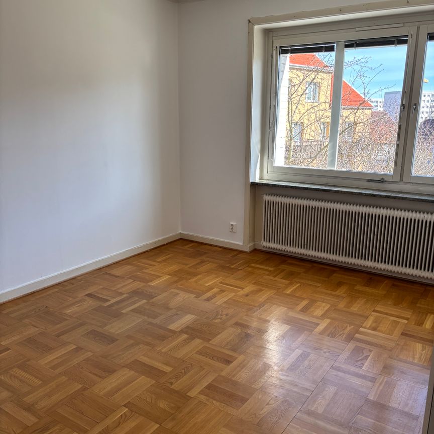 Himmelstalundsvägen, Norrköping - Photo 1