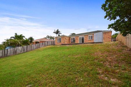 35 Streamview Crescent, Springfield QLD 4300 - House For Rent | Domain - Photo 3