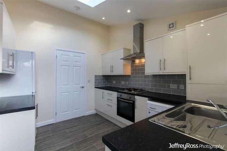 Robert Street, Ely, CF5 - Photo 3