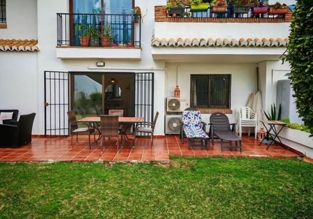 Ground Floor Apartment in Riviera del Sol - Photo 5