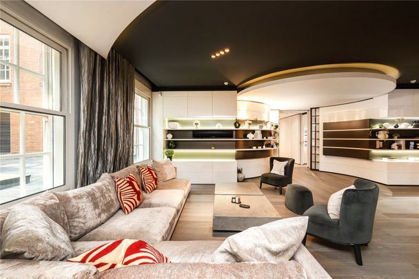 North Row, W1K - Photo 1