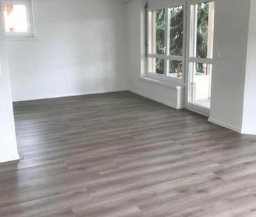 grosszügige 3.5 Zimmer-Wohnung zu vermieten - Photo 4