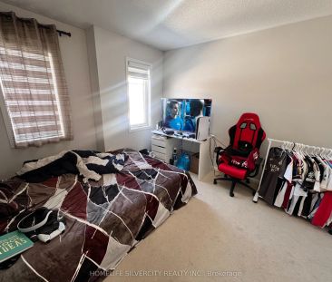 29 Lathbury Street S #main level - Photo 5