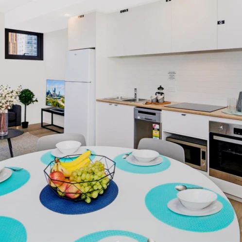 7 Bedroom Apartment - Queen Bed - Photo 1