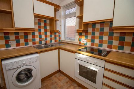 1 bedroom property to rent - Photo 4