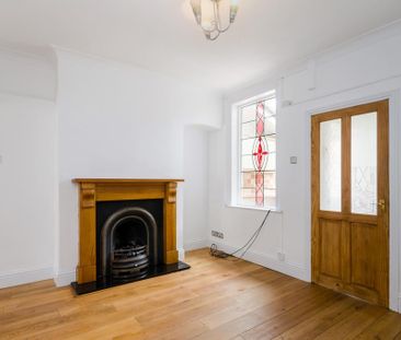 2 bedroom terraced house to rent - Photo 1