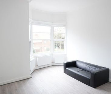 To Let : 2 Bedroom Flat Yarm Lane, Queen’s Park, Stockton-on-Tees, ... - Photo 2